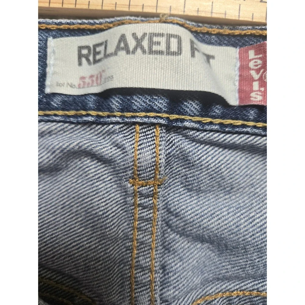 Levis 550 Relaxed Fit Jeans Mens 38x30 Medium Wash Blue Denim 2011 Vtg‎